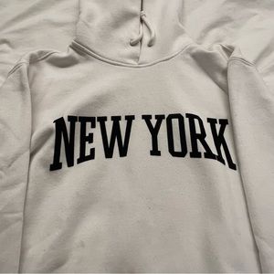 H&M WHITE HOODIE | NEW YORK LOGO | MEDIUM SIZE MEN